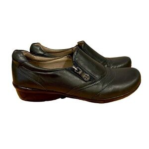 Naturalizer Womens Comfort Shoes Size 6 Black Leather Bootie Zip Loafers
